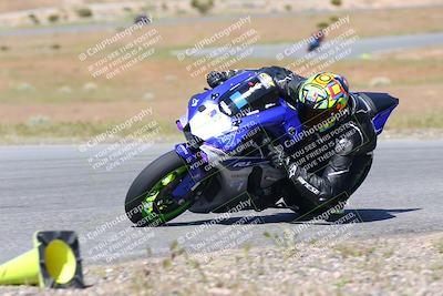 media/Apr-23-2023-TrackXperience (Sun) [[90816c9ee1]]/Level 2/session 2 turn 11/
